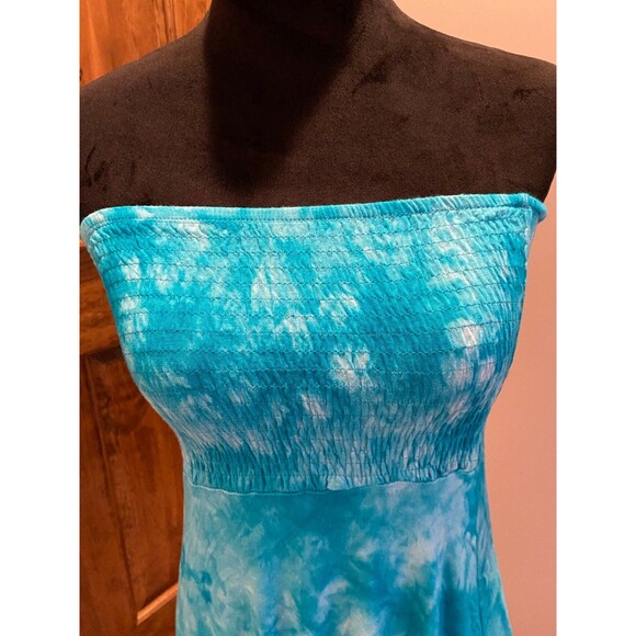 5 & Love Coverup Dress Medium Womens Turquoise Tie Dyed Smocked  4 Pool Beach - Picture 5 of 8